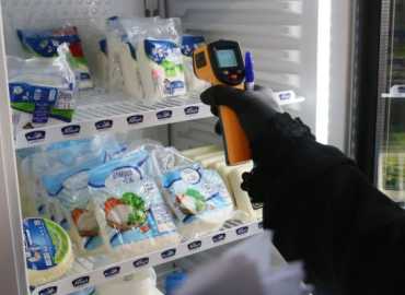 لجنة الصحة في بلدية جبشيت تواصل حملتها الرقابية على المؤسسات الغذائية