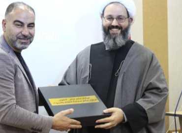 بلدية طيردبا تحتفي بولادة السيدة الزهراء (ع) وتكرّم الشيخ أسامة مغنية