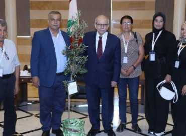 وفد من بلدية يارين يطلع رئيس الحكومة على أوضاع النازحين من أبناء البلدة