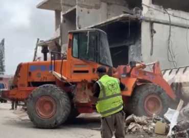 بلدية جبشيت تباشر رفع آثار العدوان وفتح الطرقات بالتعاون مع الجهات المحلية