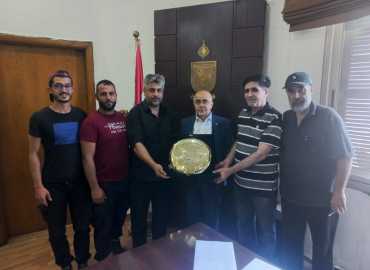 رئيس بلدية طرابلس يبحث ووفد الاتحاد الدولي للدفاع عن حقوق الإنسان العربي والطفل الأوضاع العامة في الشمال