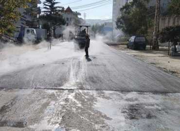 بلدية عاليه تبدأ أعمال تزفيت طريق المدينة الصناعية