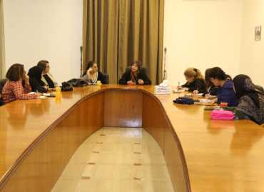 اجتماعٌ تنسيقي في بلدية الغبيري لتطوير مشاريع تمكين المرأة ودعم المجتمع