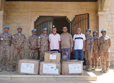 هبّة عينية لبلدية ديرقانون النهر من اليونيفيل ووعود بتطوير المركز الصحي