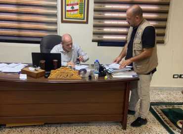بلدية كوثرية السياد توقّع عقدًا لتشغيل عدد من العمال بالتعاون مع جمعية «نبع»