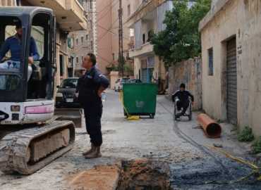 بلدية الشويفات تنفذ مشروع خط صرف صحي في منطقة الأمراء