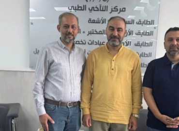 رئيس بلدية طيردبا يزور مركز التآخي الطبي في عين بعال ويبحث أوضاع الأهالي