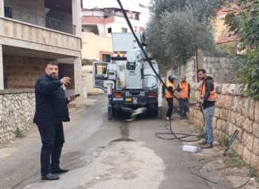 بالصور: بلدية الخيام تبدأ حملة مسح اضرار العدوان الاسرائيلي واصلاح خطوط الكهرباء والمياه