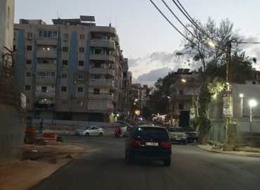  التعاون بين بلدتيّ برج البراجنة والمريجة لإضاءة الشوارع 