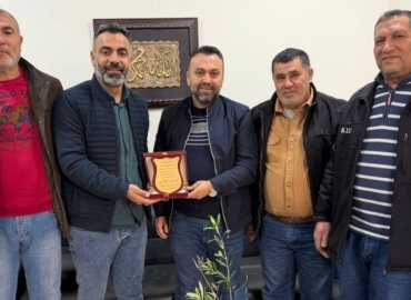 راميا تقدّم درع شكر لمدير وحدة إدارة الكوارث في اتحاد بلديات قضاء صور