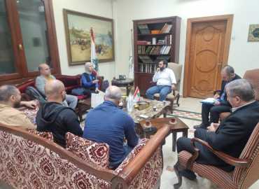 رئيس بلدية الغبيري يبحث مع وكالة الأونروا أوضاع الفلسطينيين في المخيمات