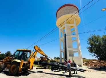 بالصور: بلدية شقرا ودوبيه تباشر العمل بشبكة مياه جديدة لتعزيز ضخ المياه إلى الأحياء