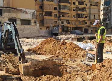 بلدية برج البراجنة تصلح أضرار الحرب في شبكة الصرف الصحي