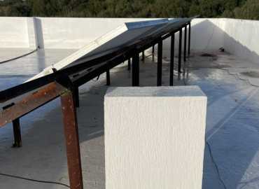 بلدية زبقين تُنهي صيانة ألواح الطاقة الشمسية وتُجري تحسينات في المدرسة الرسمية