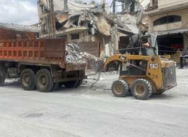 اتحاد بلديات الشقيف يواصل فتح الطرقات وإزالة الردميات في النبطية ومزرعة كفرجوز