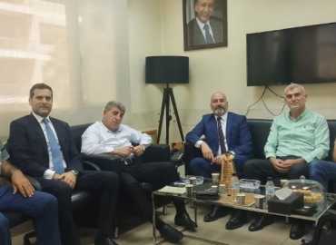 رئيس بلدية المروانية يشارك في اجتماع حول خطة الهيئة الوطنية لإدارة النفايات الصلبة