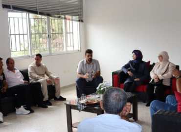 بلدية جويا تبحث احتياجات البلدة وتواكب جولة على مؤسساتها الرسمية والتربوية