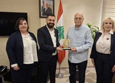 رئيس بلدية برج حمود يستقبل وفد 