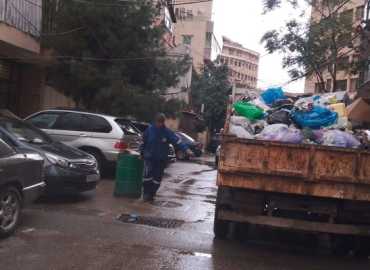 بلدية الغبيري تفتح مجاري المياه في منطقة الرحاب بعد انسدادها بالنفايات