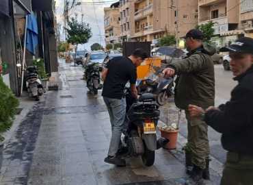 بلدية صور تواصل حملات قمع المخالفات وحجز الدراجات المخالِفة والعوادم الصوتية 