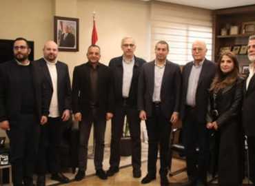 لقاءات سياسية في بلدية برج حمود لبحث الأوضاع في ظل الاعتداءات الإسرائيلية