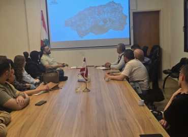 اجتماع تشاوري في اتحاد بلديات الجومة لإطلاق الحملة الإعلامية لفريق المستجيب الأول