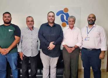 رئيس بلدية بنعفول ومختار عرب الجل يزوران الجمعية الاجتماعية في شحيم