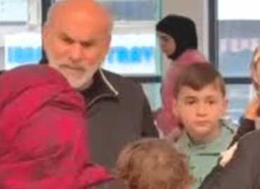 بلدية حارة صيدا تواصل دعم النازحين… وجهود متكاملة بإشراف الزين وبرعاية رسمية