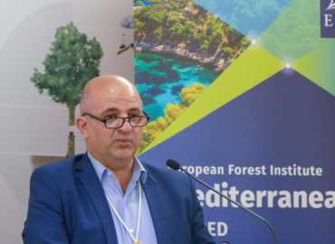 رئيس بلدية متريت ممثّلًا اتحاد بلديات الكورة يطرح مشاريع بيئية في مؤتمر دولي  أسباني