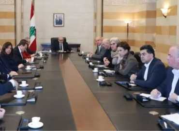 اجتماع حكومي موسّع: النزوح في صدارة البحث وإجراءات أمنية وخطة لتعزيز الاستجابة الإغاثية