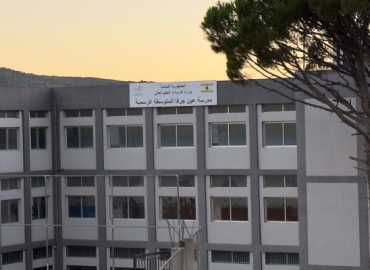 بلدية عين جرفا توضّح: نقل النازحين من المدرسة لاستكمال العام الدراسي لـ236 تلميذًا