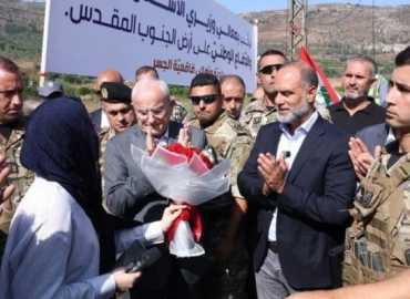 وزيرا الأشغال والدفاع يطلقان مشاريع لإعادة ربط بلدات الجنوب وتأهيل بنيتها التحتية