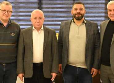 وفد من بلدية الطيبة في جولة إنمائية على مرجعيات رسمية ونيابية لمتابعة المشاريع الخدمية