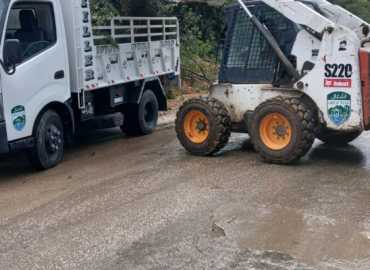 بلدية عرمون تواصل تنظيف الأحراج للحد من مخاطر الحرائق وتعزيز السلامة