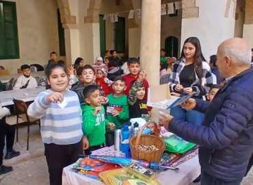 بلدية صور تشارك طلاب معهد الدعم المدرسي فطورًا صباحيًا تشجيعيًا