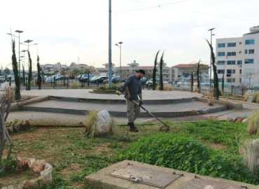 قسم الزراعة في بلدية برج البراجنة يواصل أعماله الميدانية تحسيناً للمشهد الجمالي