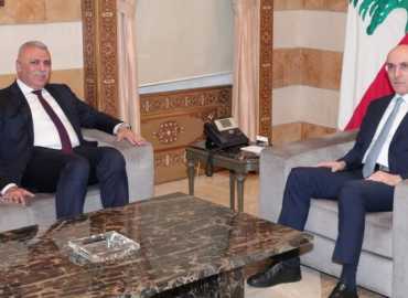 وزير الداخلية يبحث مع المدير العام للأمن العام الأوضاع الأمنية وتسهيل معاملات المواطنين