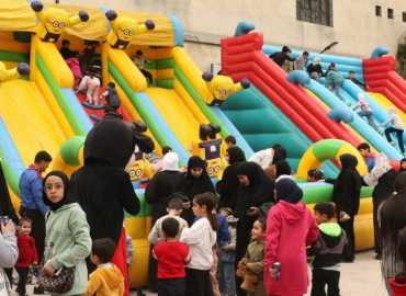 بلدية تفاحتا تنظّم يومًا ترفيهيًا للأطفال إحياءً لذكرى ولادة الإمام المهدي (عج)