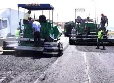 بالفيديو: وزير الأشغال وعد ووفى.. بدء أعمال تأهيل طريق العبدة-العبودية