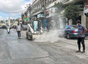 بلدية النبطية تباشر صيانة وتحضير الطرق تمهيداً لفلشها بالزفت