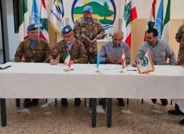 بلدية المنصوري استلمت هِبة من الوحدة الإيطالية في قوات اليونيفل