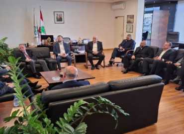 وزير الطاقة يبحث مع رؤساء بلديات كسروان ملفات خدماتية