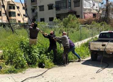 بلدية مدينة النبطية تعلن استئناف أعمالها وصيانة شبكة الكهرباء لإعادة الخدمات