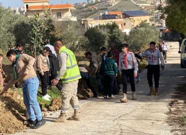 نشاط بيئي في كونين: زراعة 300 شجرة مثمرة احتفالًا بذكرى ولادة الإمام المهدي (عج)