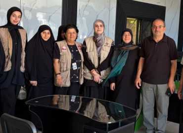 بلدية يحمر ومؤسسة عامل تبحثان تطوير خدمات الرعاية لكبار السن