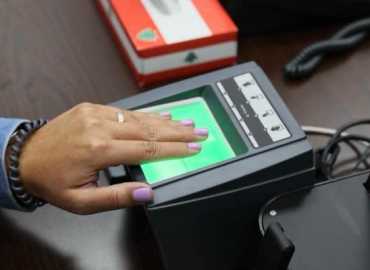 وزير الداخلية يطلق من الكويت خدمة البصمة البيومترية لإصدار جوازات السفر خارج لبنان