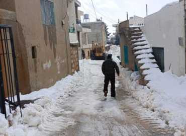 عيناتا الأرز: إعادة فتح الطرقات الداخلية المتضررة جرّاء تراكم الثلوج