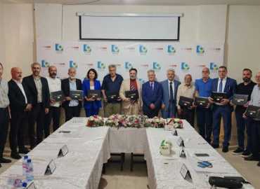 اتحادات وبلديات بعلبك – الهرمل توقّع اتفاقيات تعاون أكاديمي وتنموي مع معهد 