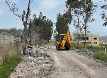 بلدية شقرا ودوبيه تباشر فتح الطرقات بعد وقف إطلاق النار