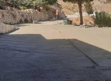 بلدية حزرتا تُنجز تعبيد طريق حيّ رأس النبع بعد استكمال مشروع الصرف الصحي